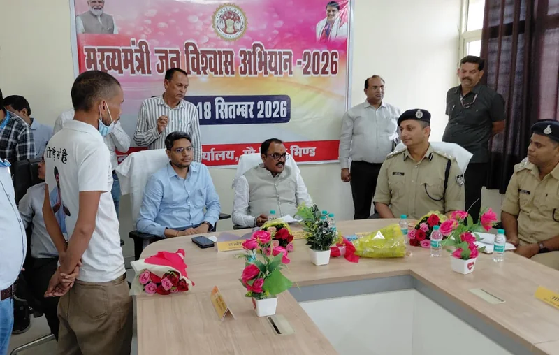 मंत्री श्री शुक्ला के मुख्य आतिथ्य में मौ में मुख्यमंत्री जन विश्वास शिविर का आयोजन